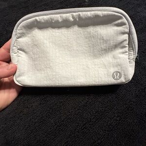 Lulu 1L grey belt bag. NTW